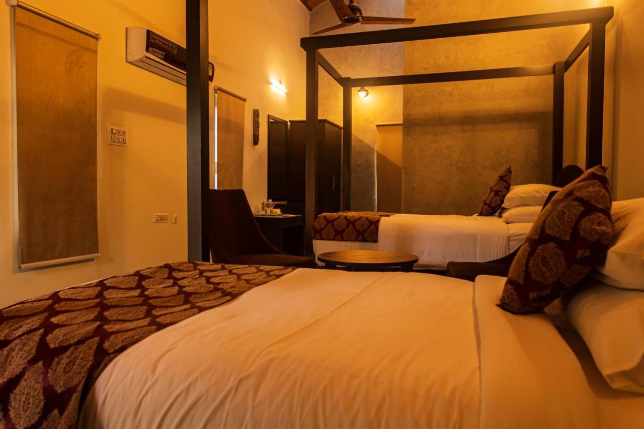 היידראבד Brown Town Resort & Spa מראה חיצוני תמונה