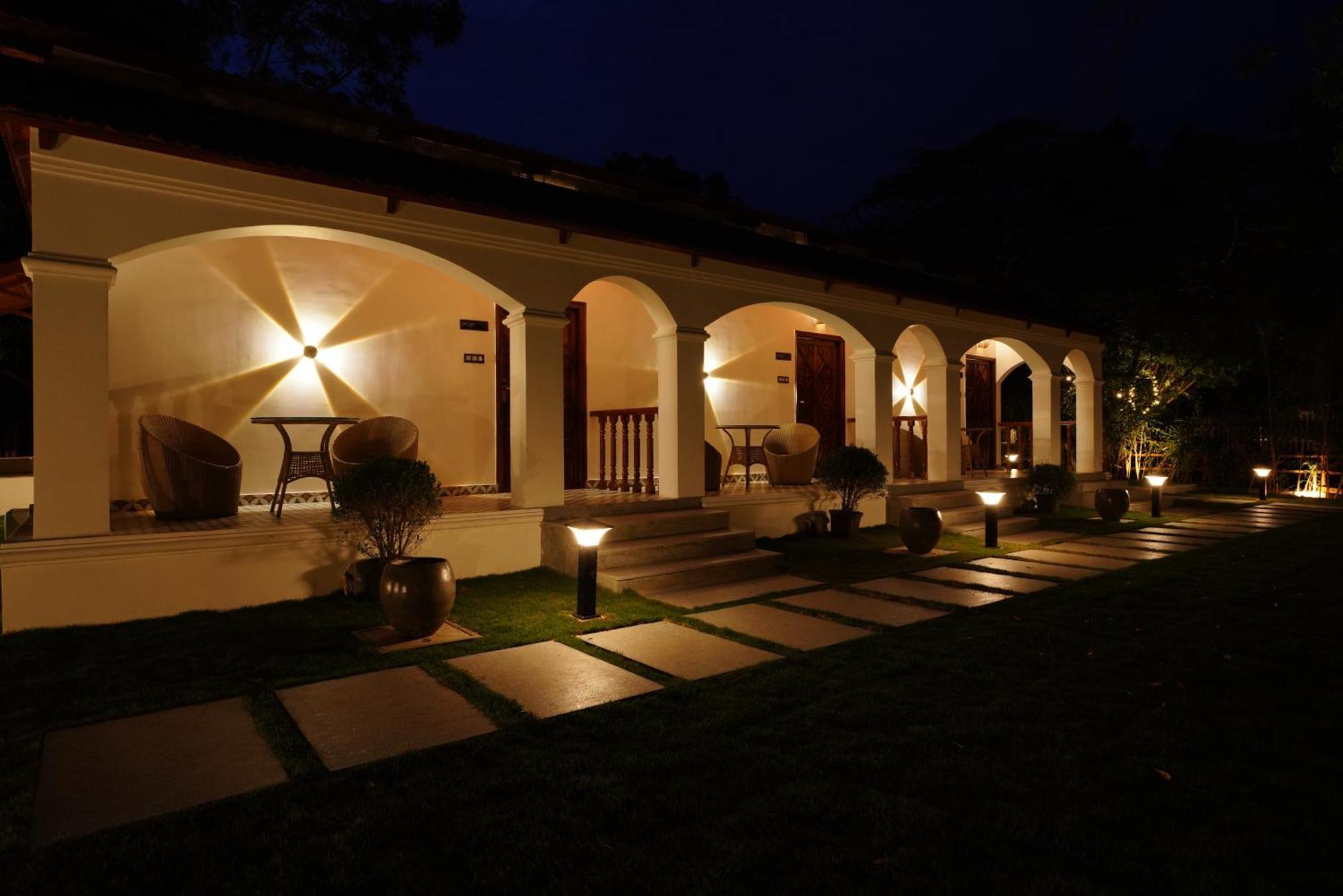 היידראבד Brown Town Resort & Spa מראה חיצוני תמונה